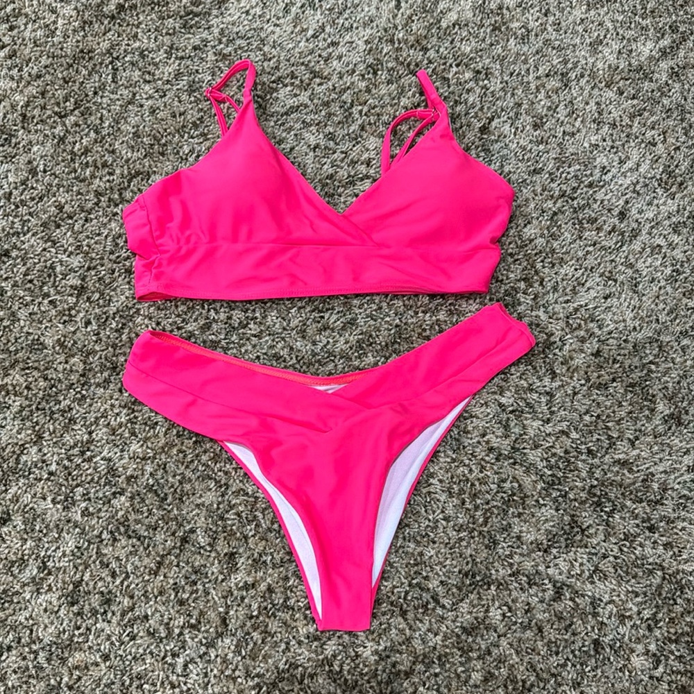 SheIn Pink Women's Swimsuit Bra and Panty Bikini, high cut small